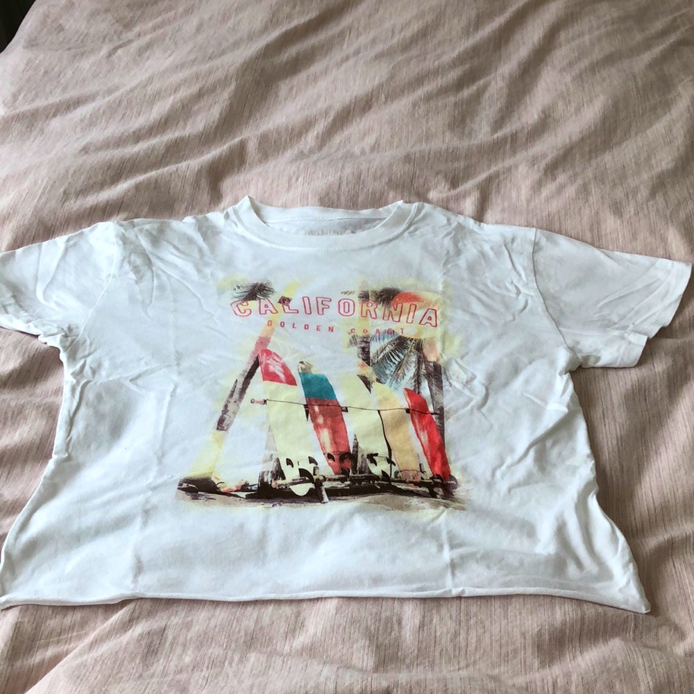 🤍 Bundle [3 for $15]: California Logo Crop Top